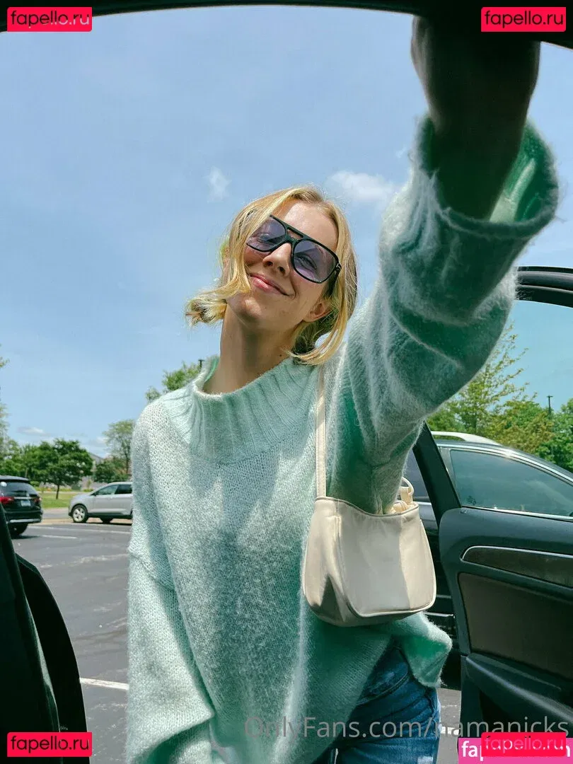 namanicks Onlyfans Photo Gallery 