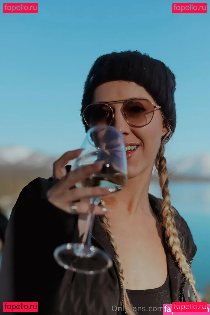 namanicks Onlyfans Photo Gallery 