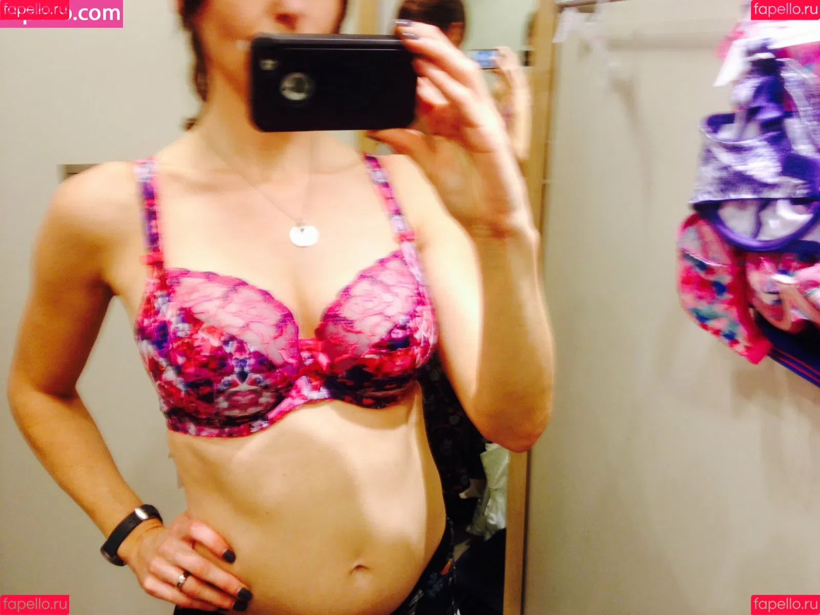 Suranne Jones Onlyfans Photo Gallery 