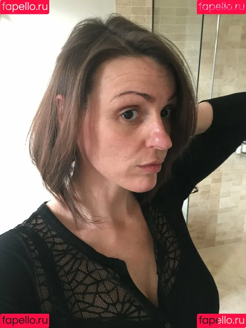 Suranne Jones Onlyfans Photo Gallery 