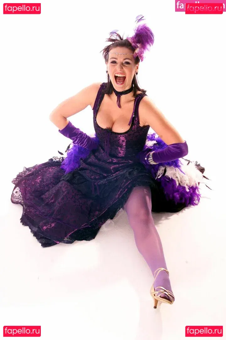 Suranne Jones Onlyfans Photo Gallery 