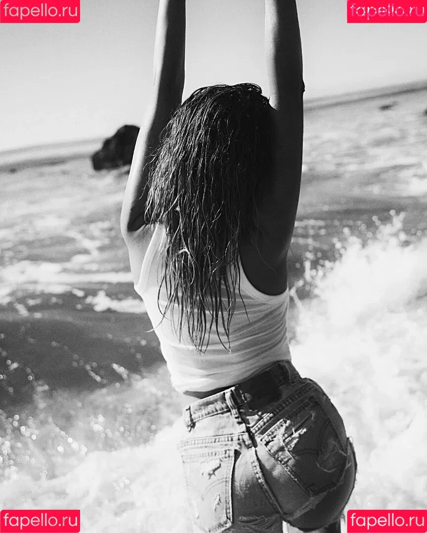 Mckenzie Hewson Onlyfans Photo Gallery 