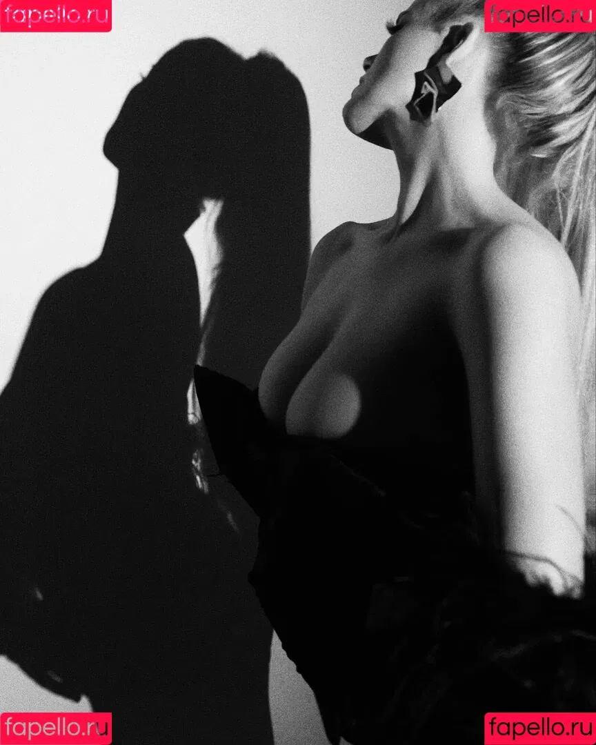 Mckenzie Hewson Onlyfans Photo Gallery 