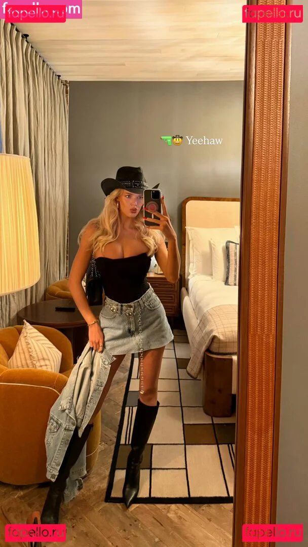 Mckenzie Hewson Onlyfans Photo Gallery 