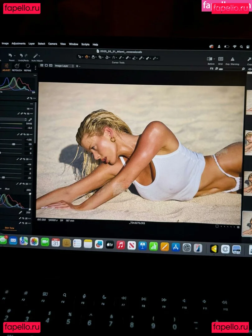 Mckenzie Hewson Onlyfans Photo Gallery 