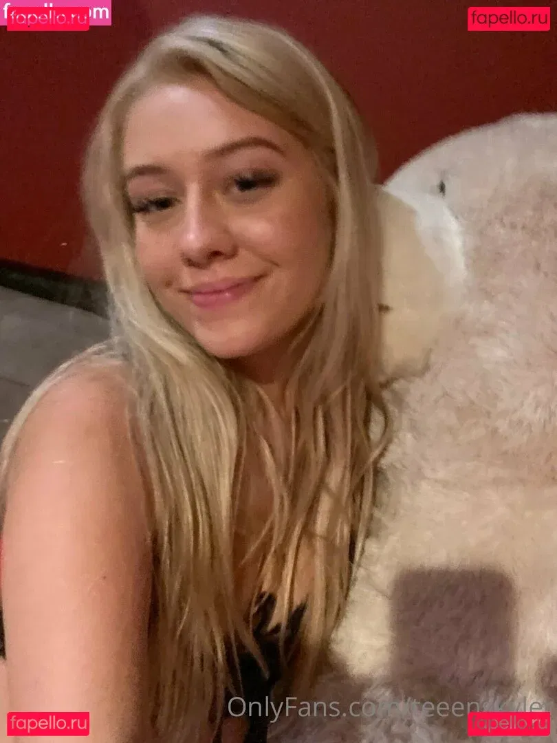 teeenskyler Onlyfans Photo Gallery 