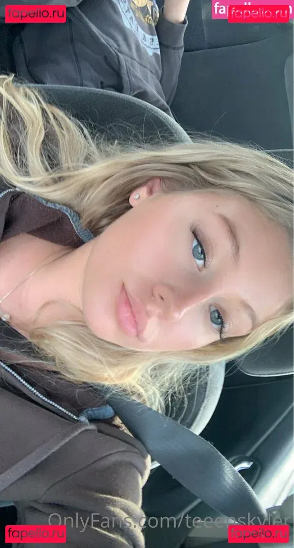 teeenskyler Onlyfans Photo Gallery 