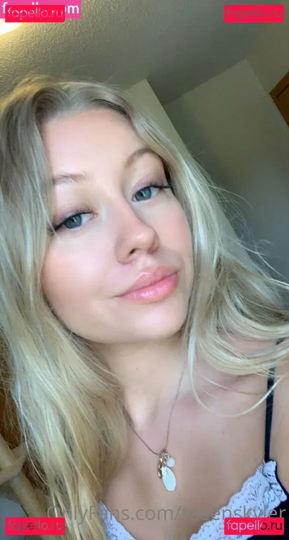 teeenskyler Onlyfans Photo Gallery 