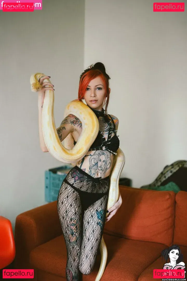 Juh Connie Onlyfans Photo Gallery 