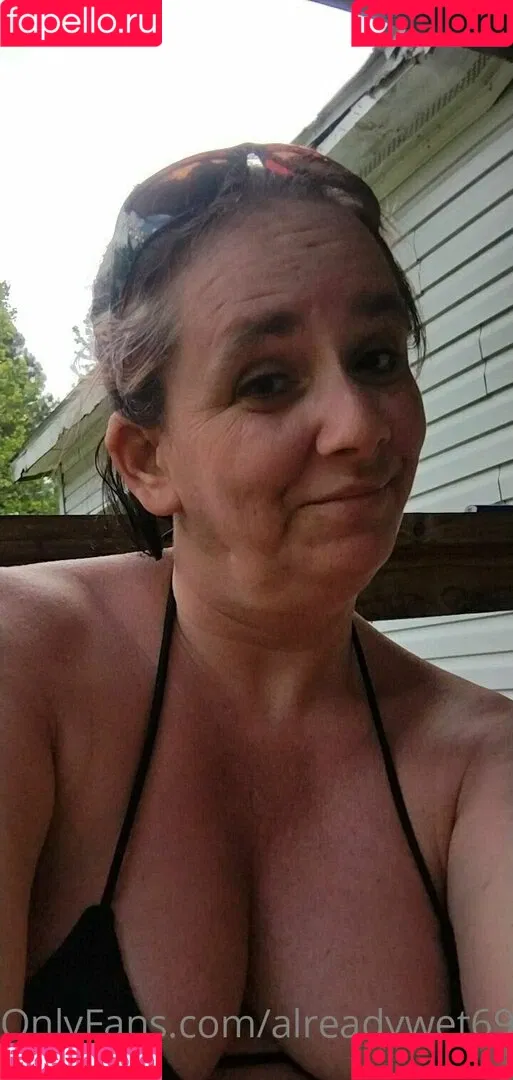 alreadywet69 Onlyfans Photo Gallery 