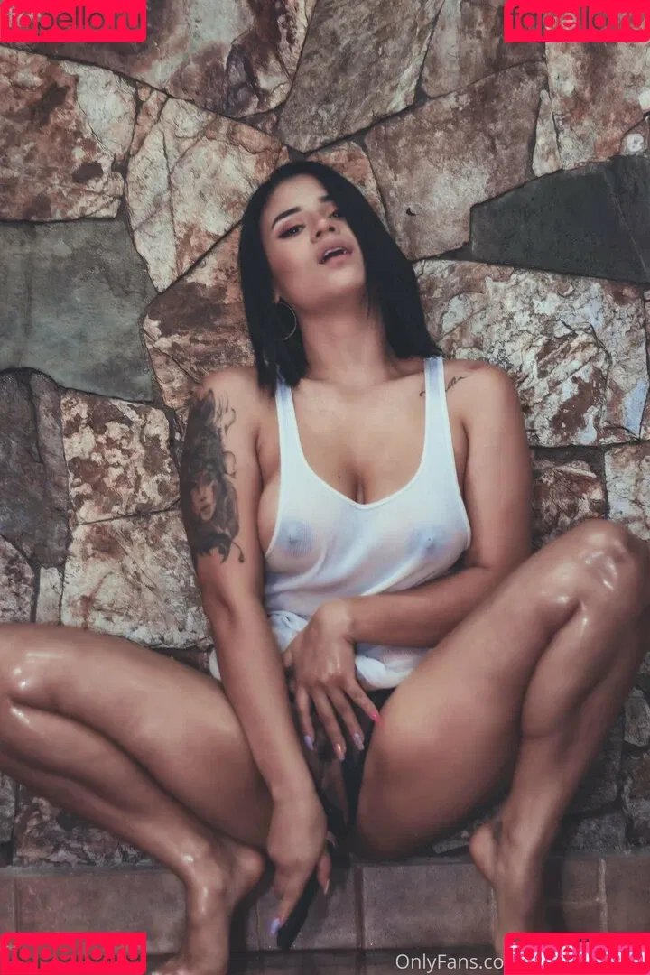 sophia.lhorens Onlyfans Photo Gallery 