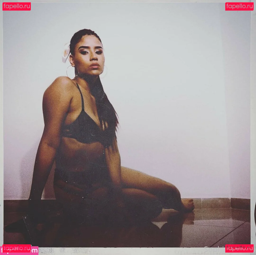 sophia.lhorens Onlyfans Photo Gallery 