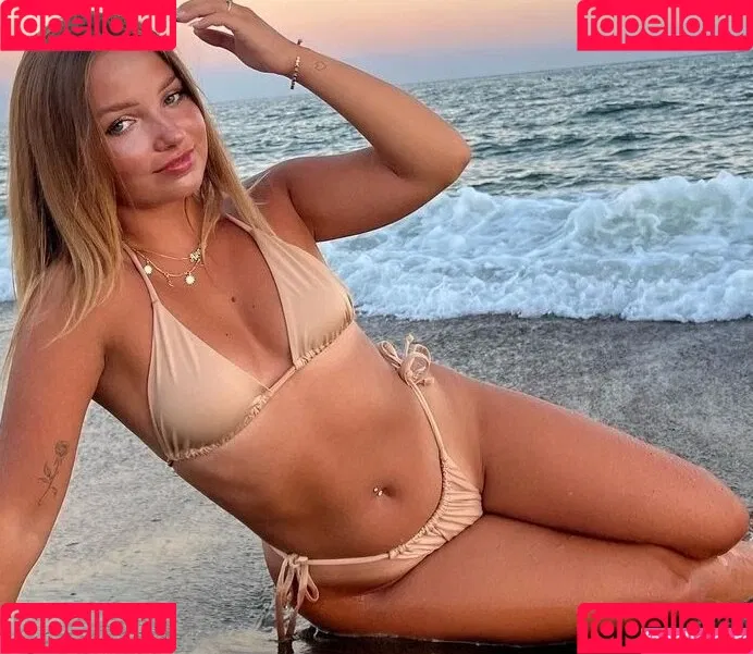 Alinamour Onlyfans Photo Gallery 