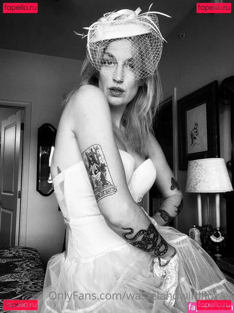wastelandwildflower Onlyfans Photo Gallery 