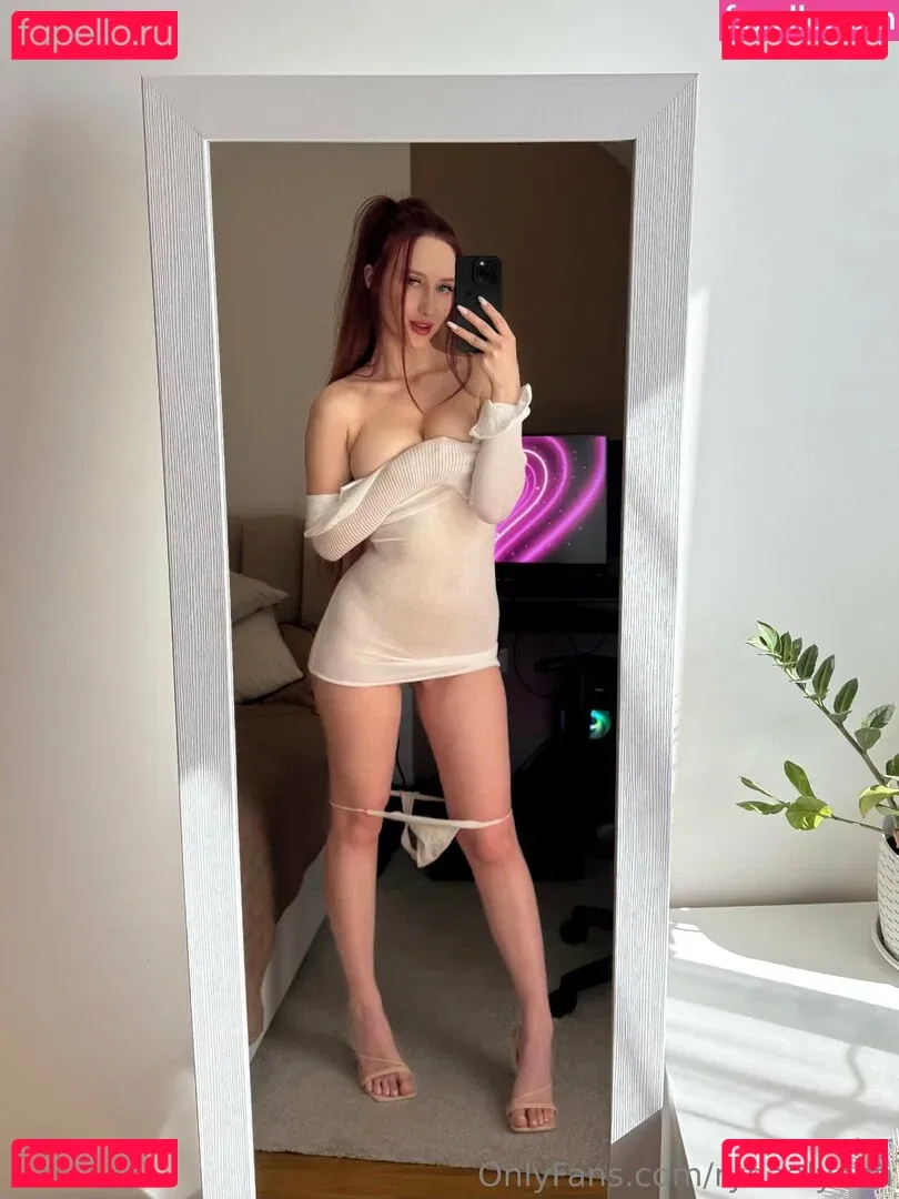 rydaalyona Onlyfans Photo Gallery 