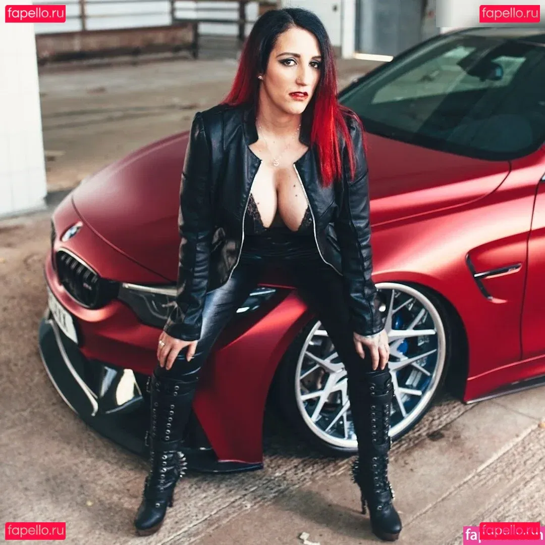 Queen Paris Onlyfans Photo Gallery 