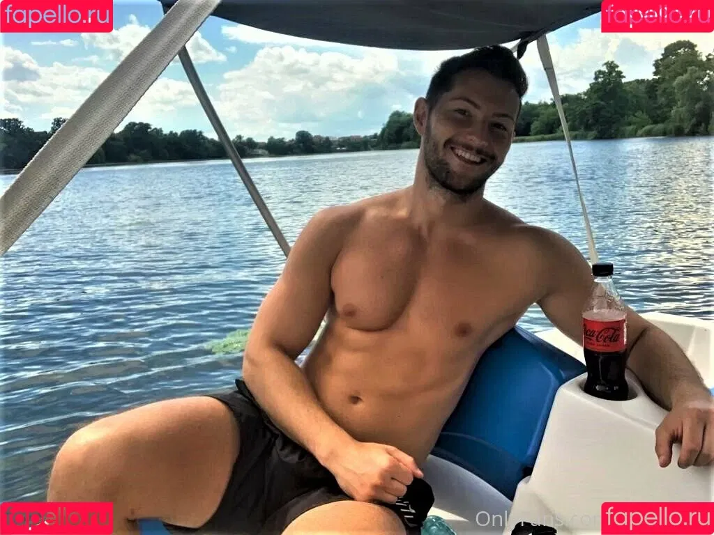 marius94 Onlyfans Photo Gallery 