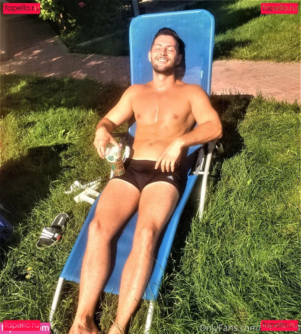 marius94 Onlyfans Photo Gallery 