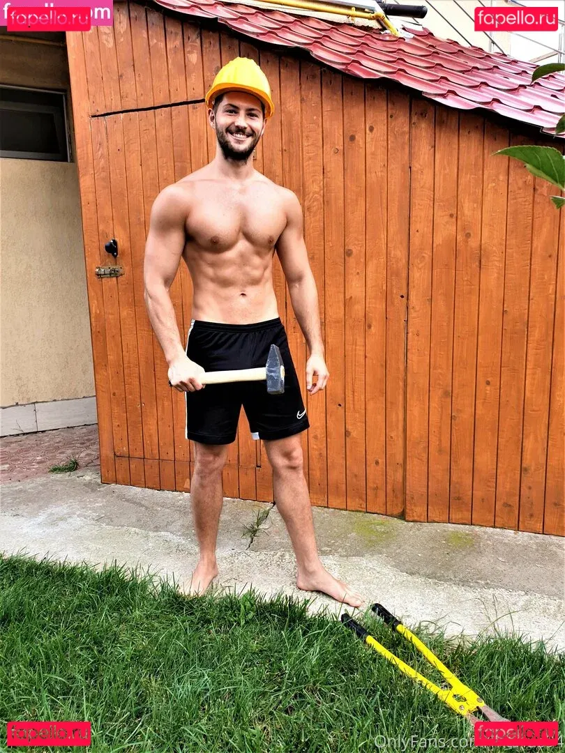 marius94 Onlyfans Photo Gallery 