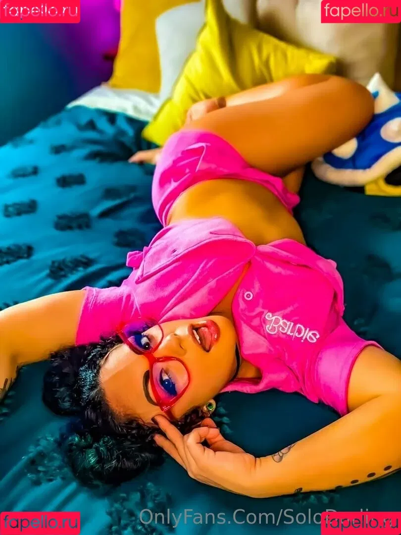solodarling Onlyfans Photo Gallery 