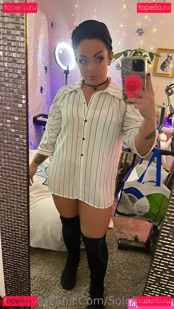 solodarling Onlyfans Photo Gallery 
