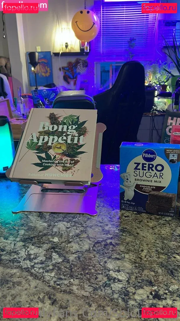 solodarling Onlyfans Photo Gallery 