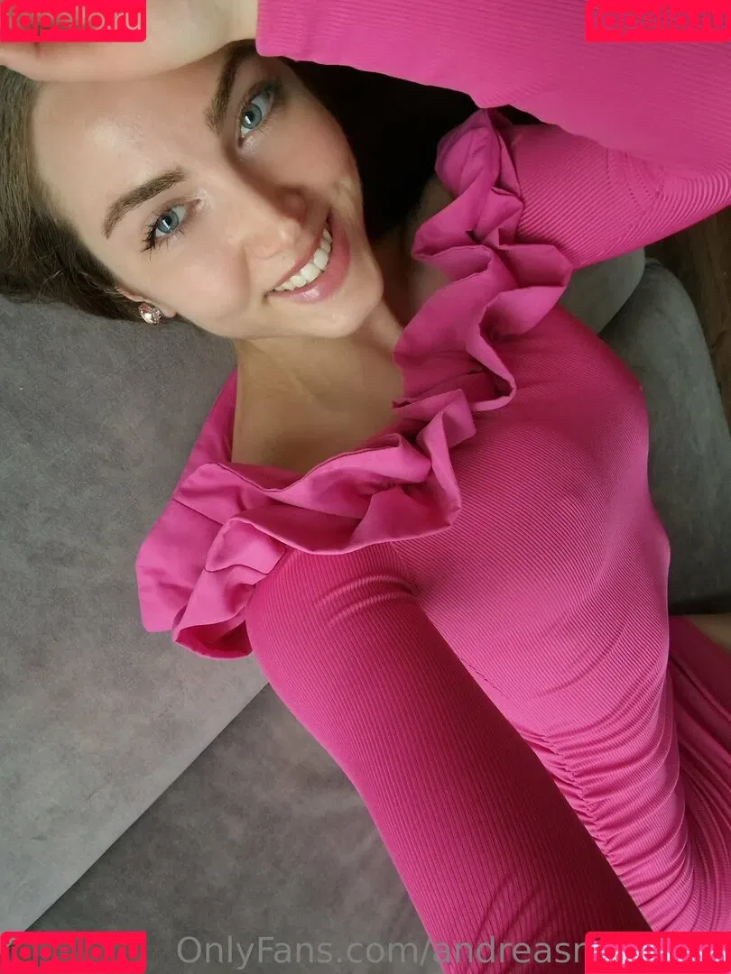 arianna.xx Onlyfans Photo Gallery 