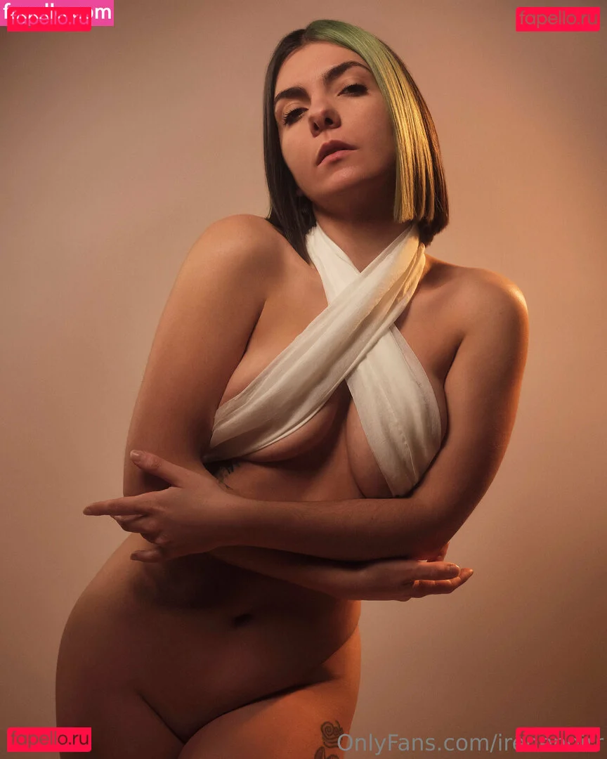 irenenoirr Onlyfans Photo Gallery 