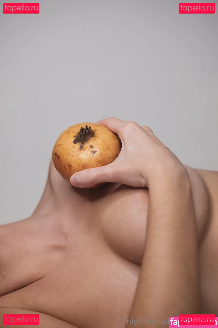 irenenoirr Onlyfans Photo Gallery 