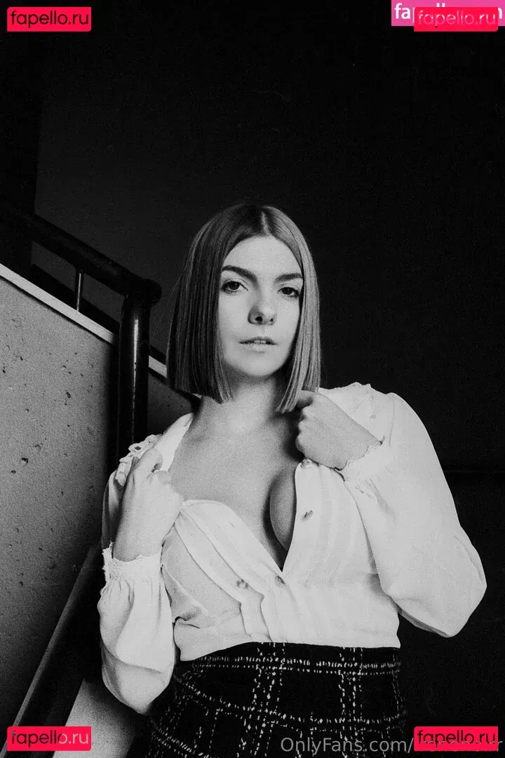 irenenoirr Onlyfans Photo Gallery 