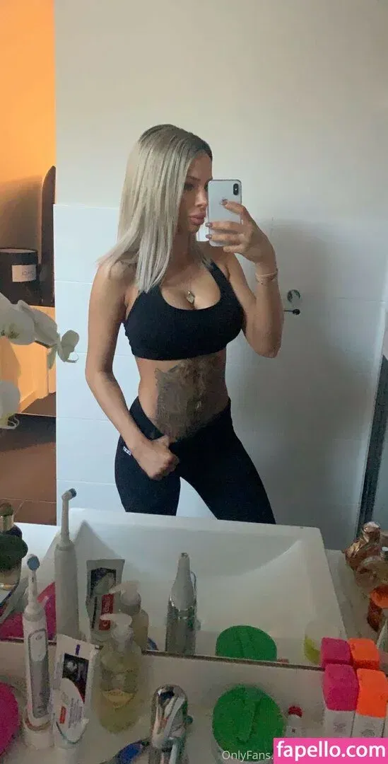 Stacey Hampton Onlyfans Photo Gallery 