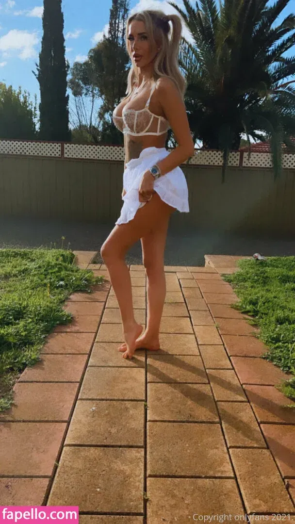 Stacey Hampton Onlyfans Photo Gallery 