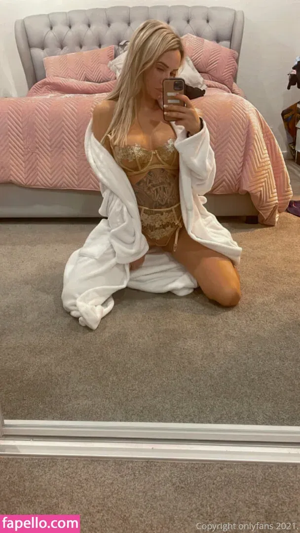 Stacey Hampton Onlyfans Photo Gallery 