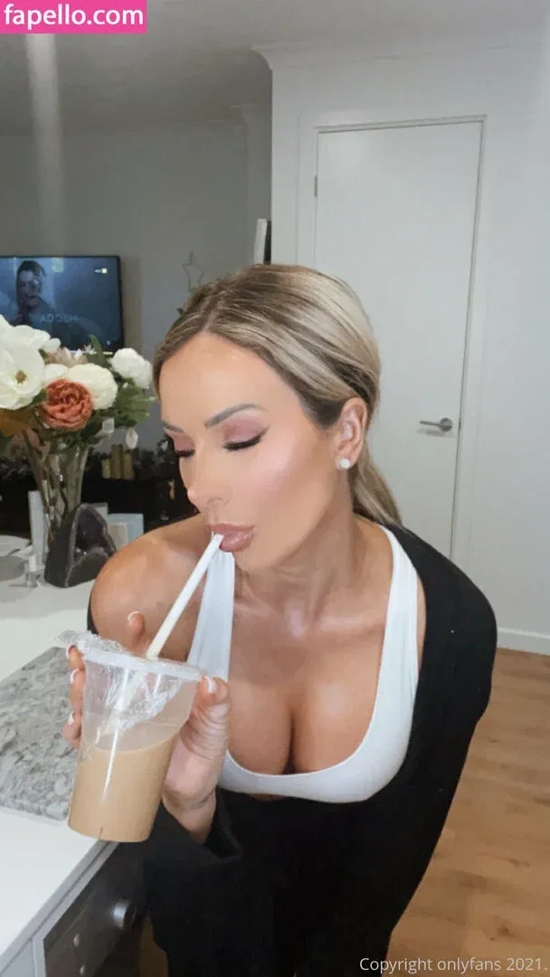 Stacey Hampton Onlyfans Photo Gallery 