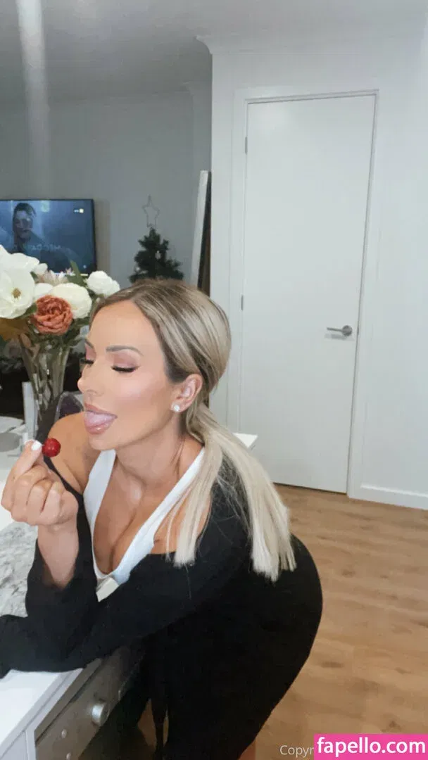 Stacey Hampton Onlyfans Photo Gallery 