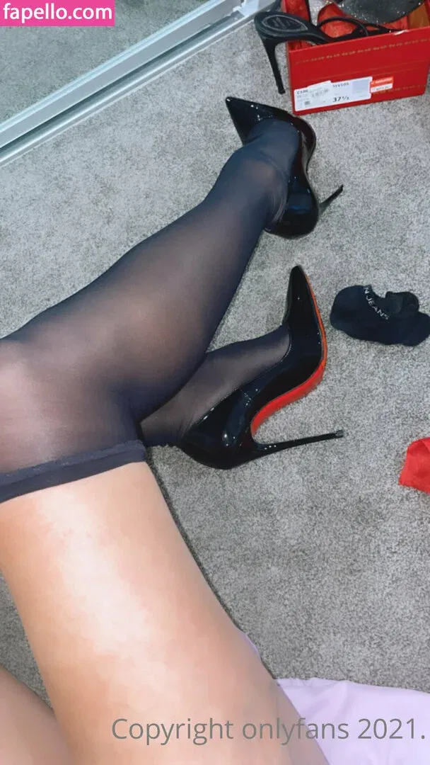 Stacey Hampton Onlyfans Photo Gallery 