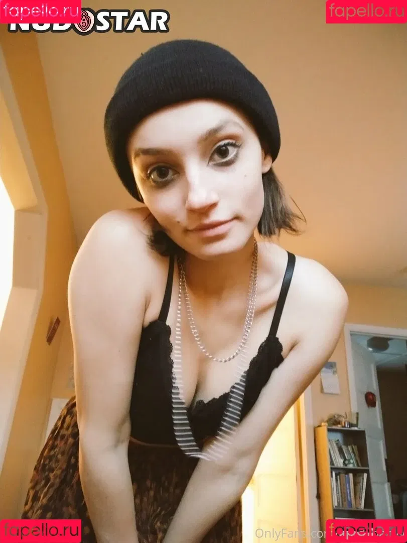 Madelyn.sk Onlyfans Photo Gallery 