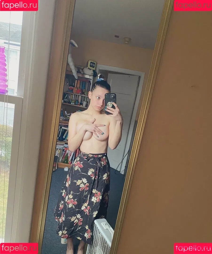 Madelyn.sk Onlyfans Photo Gallery 