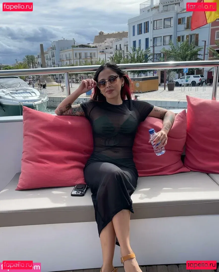 Jonna Mae Onlyfans Photo Gallery 