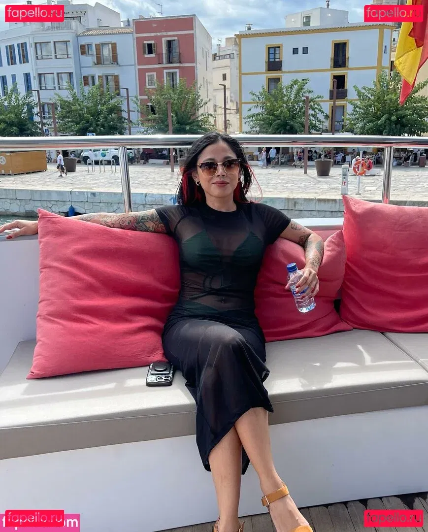 Jonna Mae Onlyfans Photo Gallery 