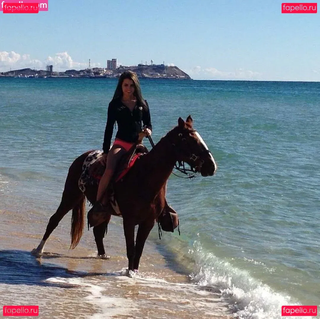 intoxikaite Onlyfans Photo Gallery 