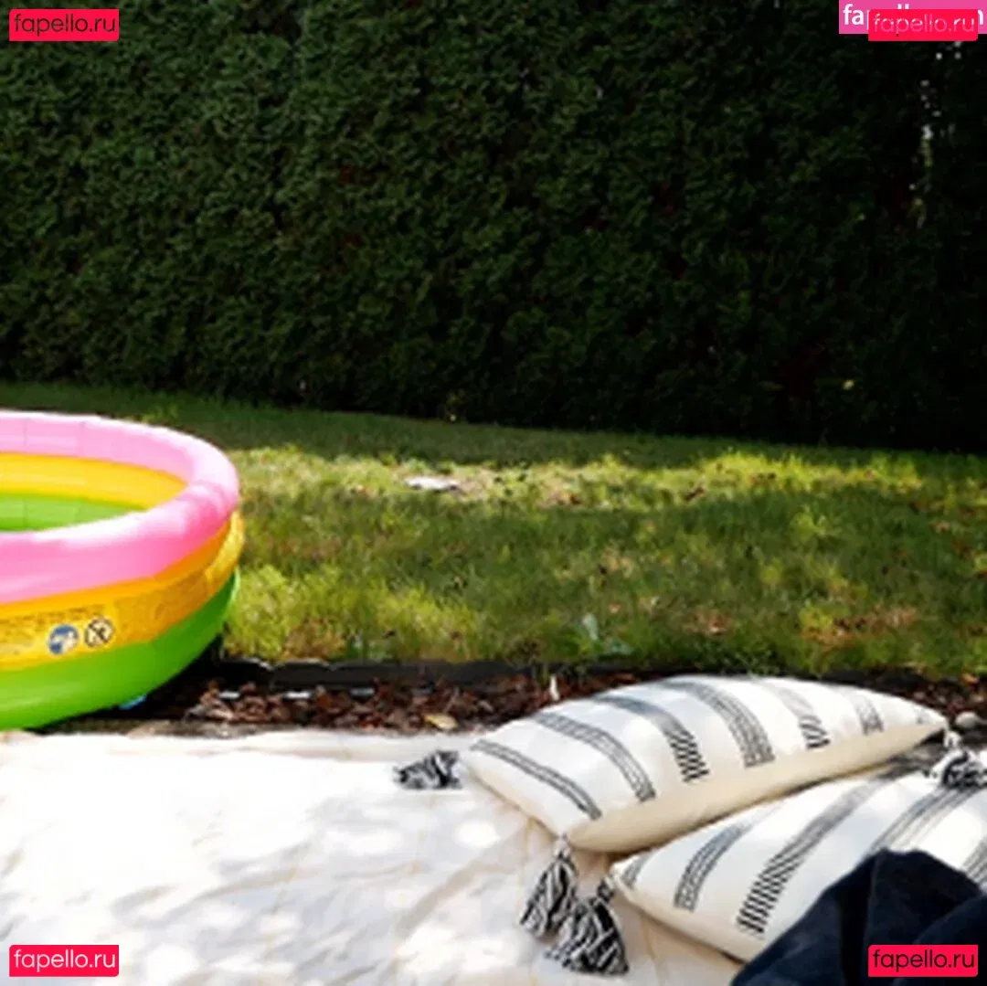 intoxikaite Onlyfans Photo Gallery 