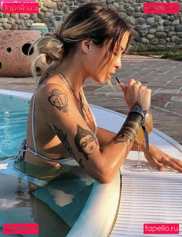 Valentina Rapisarda Onlyfans Photo Gallery 