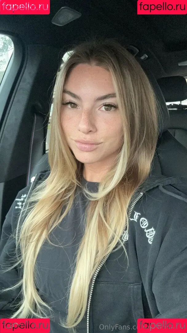 Sabrina Nic Onlyfans Photo Gallery 