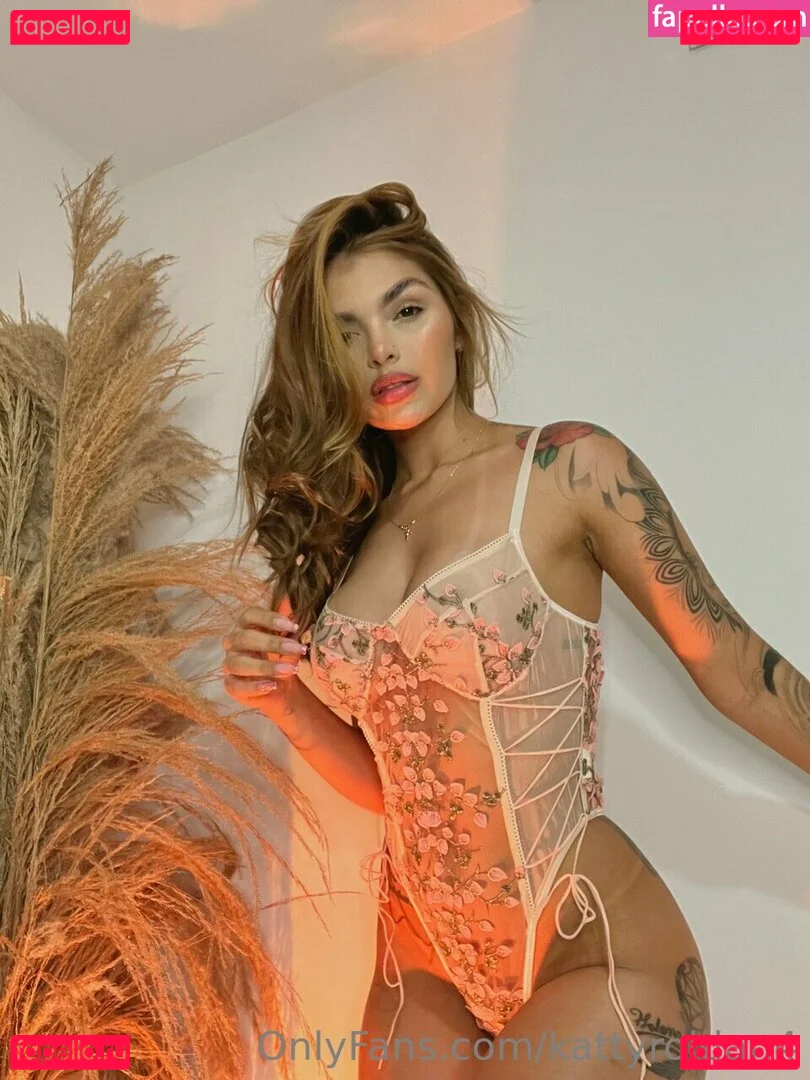 Katty Roldan Onlyfans Photo Gallery 