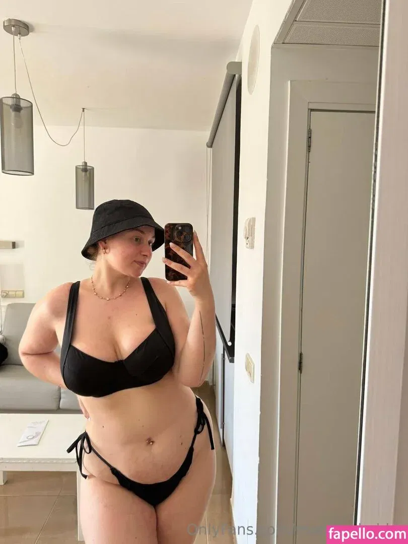 madisonhobbs Onlyfans Photo Gallery 