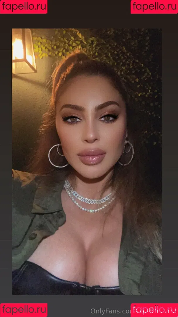 larsapippen Onlyfans Photo Gallery 