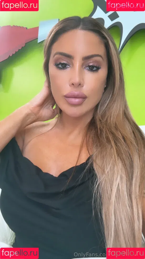 larsapippen Onlyfans Photo Gallery 