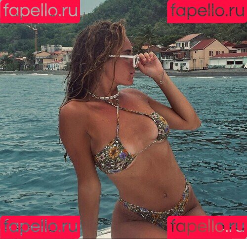 larsapippen Onlyfans Photo Gallery 