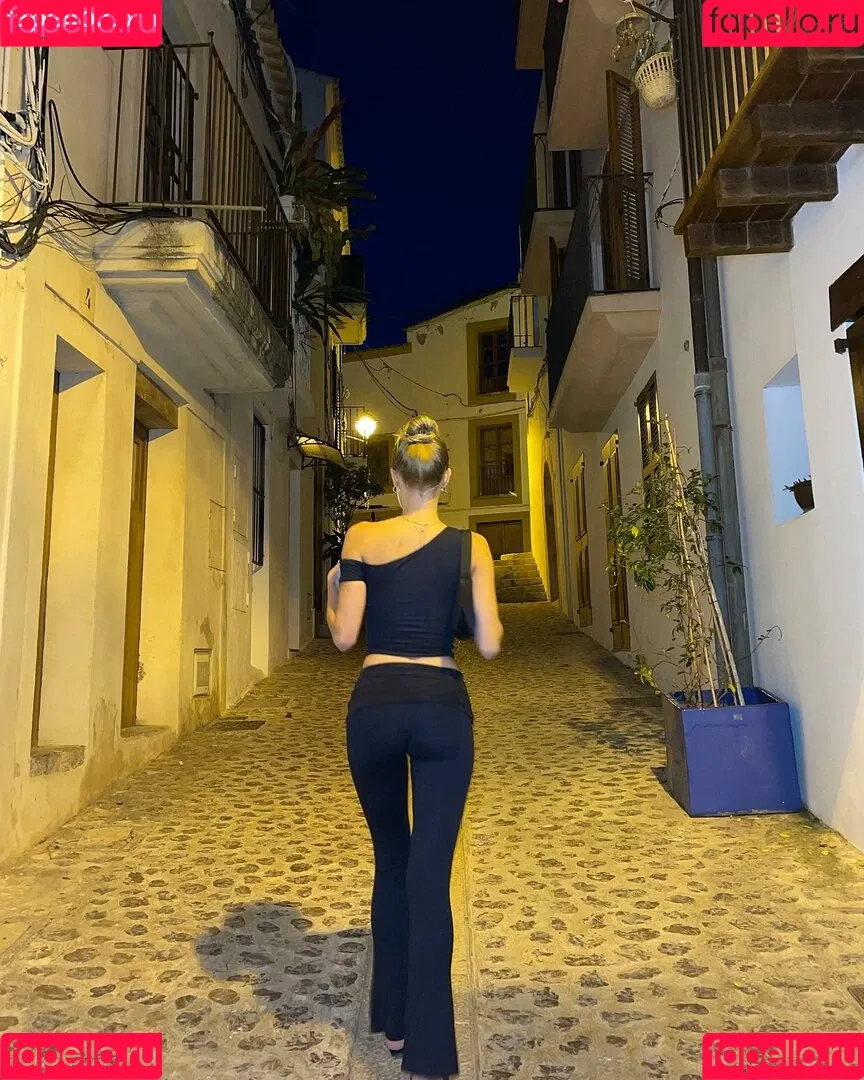 Lauren Worboys Onlyfans Photo Gallery 
